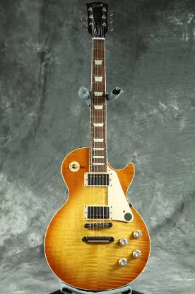 Picture of Gibson Les Paul Standard 60s Unburst Electric Guitar