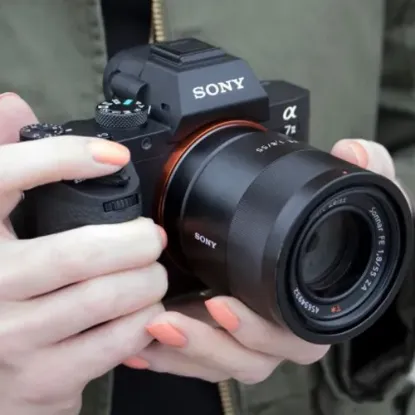 Picture of Sony Alpha a7II Mirrorless Digital Camera with FE 28-70mm f/3.5-5.6 OSS Lens
