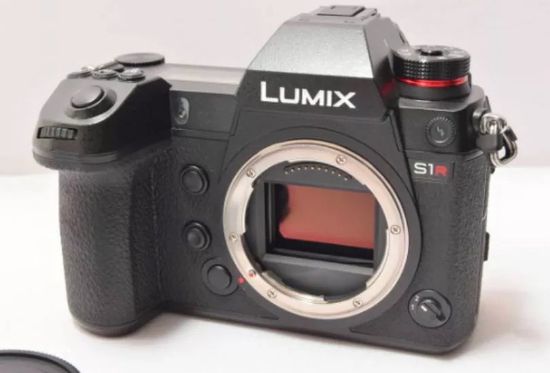 Picture of Panasonic DC-S1R-K Full Size Mirrorless Single Camera Lumics S1R Body 47.3 mill